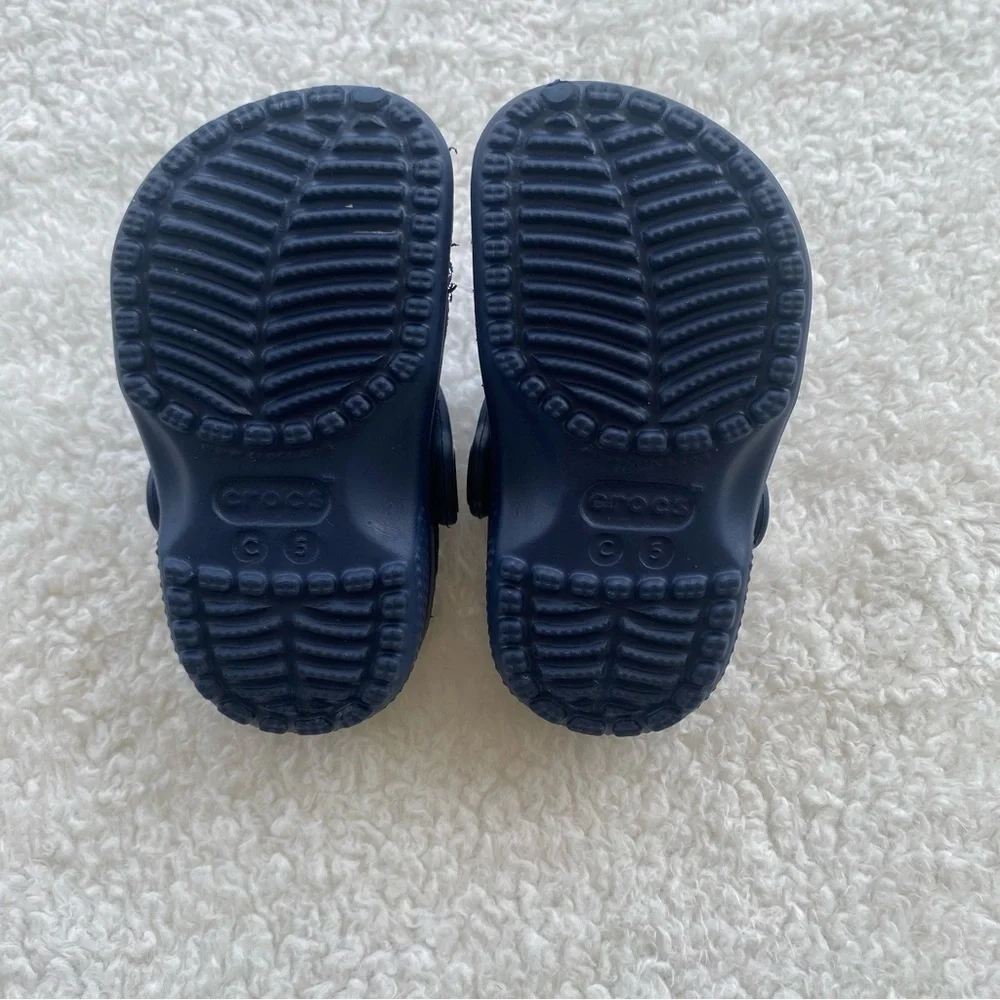 Toddler Navy Blue Crocs - Picture 5 of 6